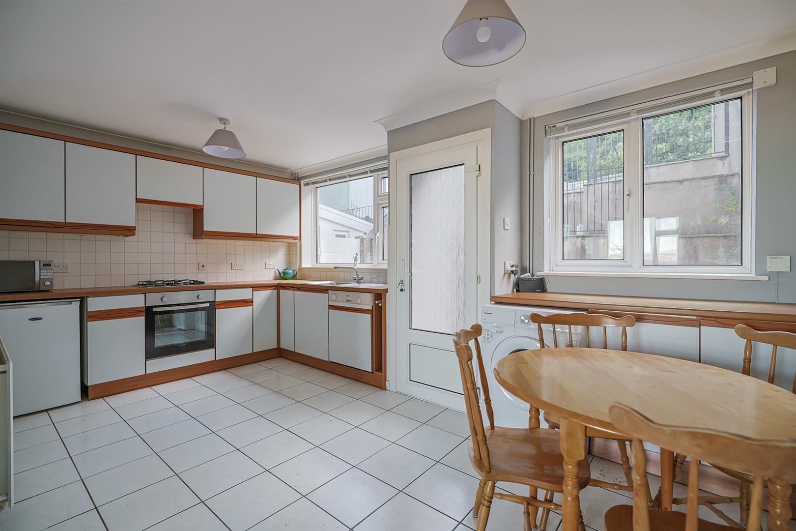 Mumbles Road, Mumbles, Swansea, SA3 4EE